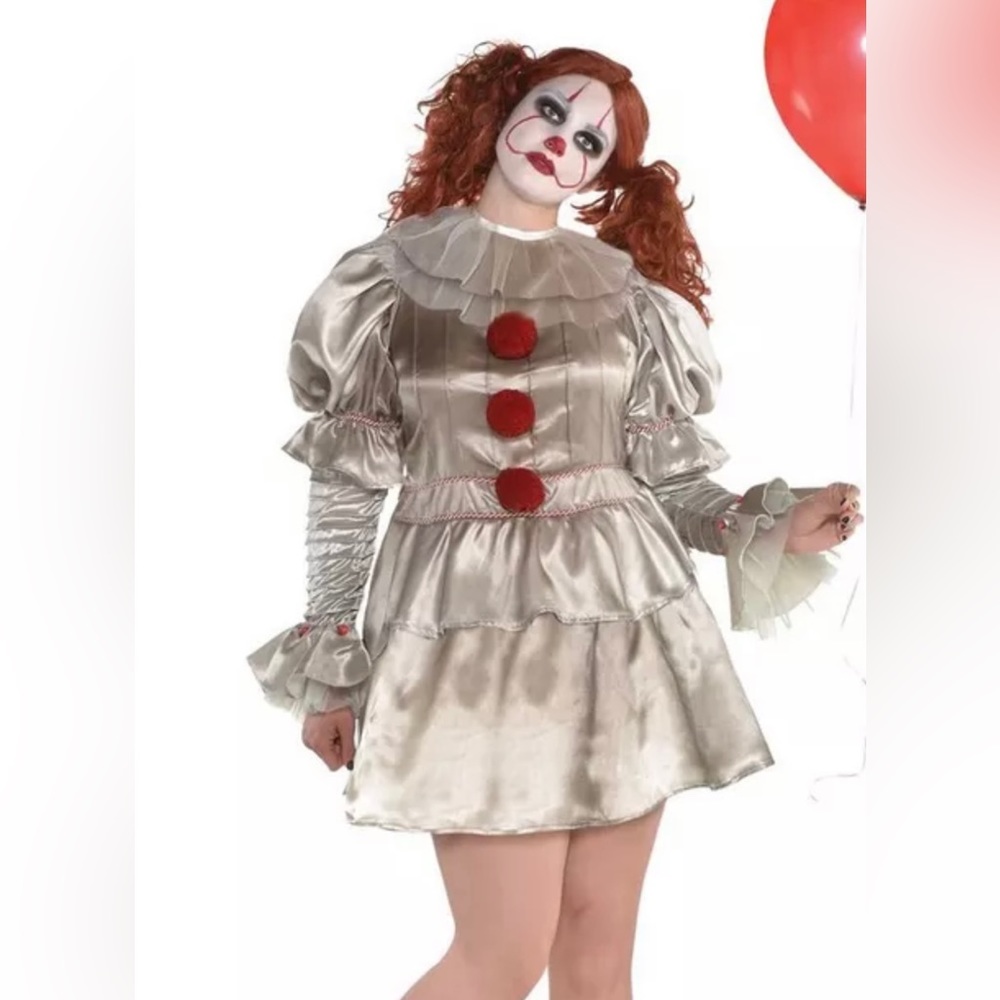 Pennywise Halloween costume